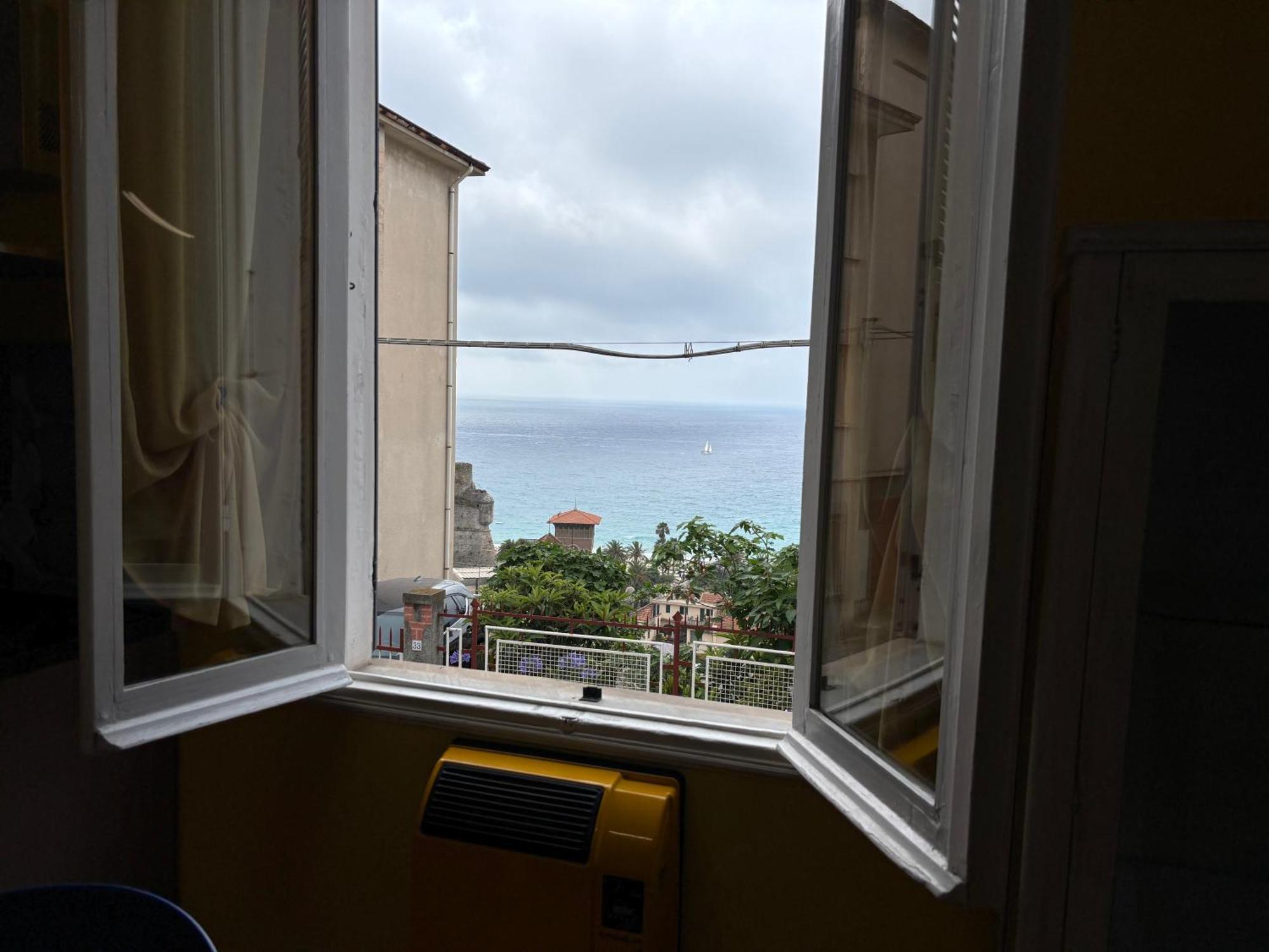 La Vespertina Bike&Sea Apartment ฟีนาเลลีกูเร ภายนอก รูปภาพ